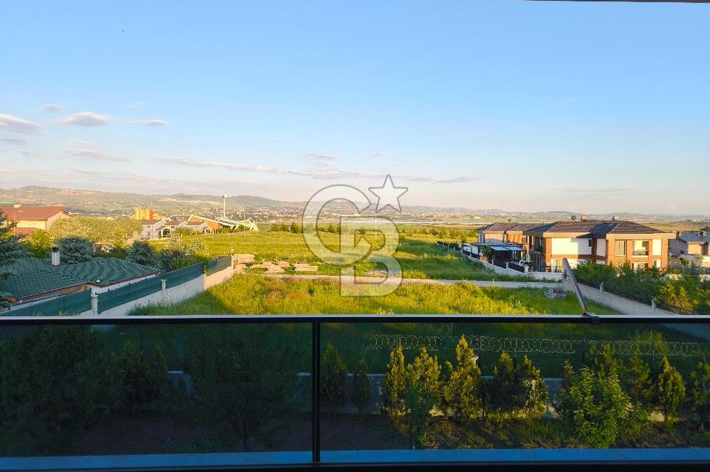 GÖLBAŞI KARŞIYAKA'DA EŞSİZ MİMARİ 8+1 SATILIK ULTRA LÜKS VİLLA