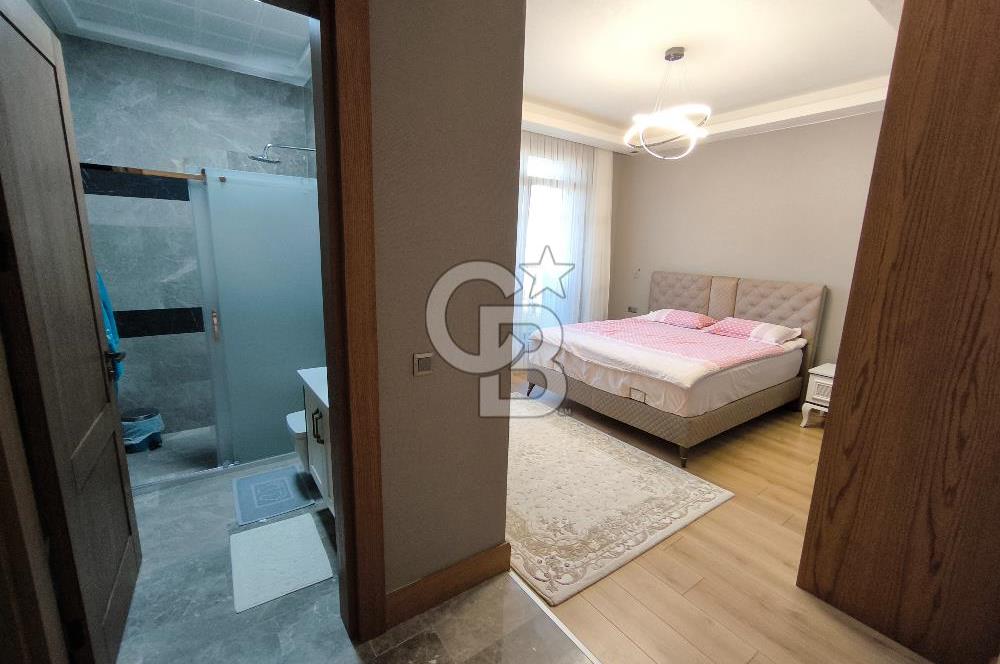 GÖLBAŞI KARŞIYAKA'DA EŞSİZ MİMARİ 8+1 SATILIK ULTRA LÜKS VİLLA