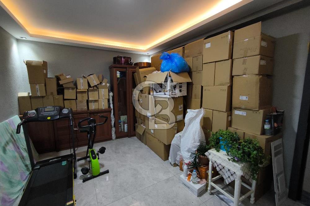 GÖLBAŞI KARŞIYAKA'DA EŞSİZ MİMARİ 8+1 SATILIK ULTRA LÜKS VİLLA
