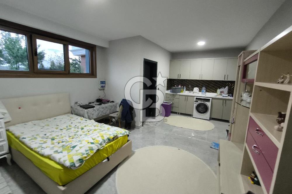 GÖLBAŞI KARŞIYAKA'DA EŞSİZ MİMARİ 8+1 SATILIK ULTRA LÜKS VİLLA