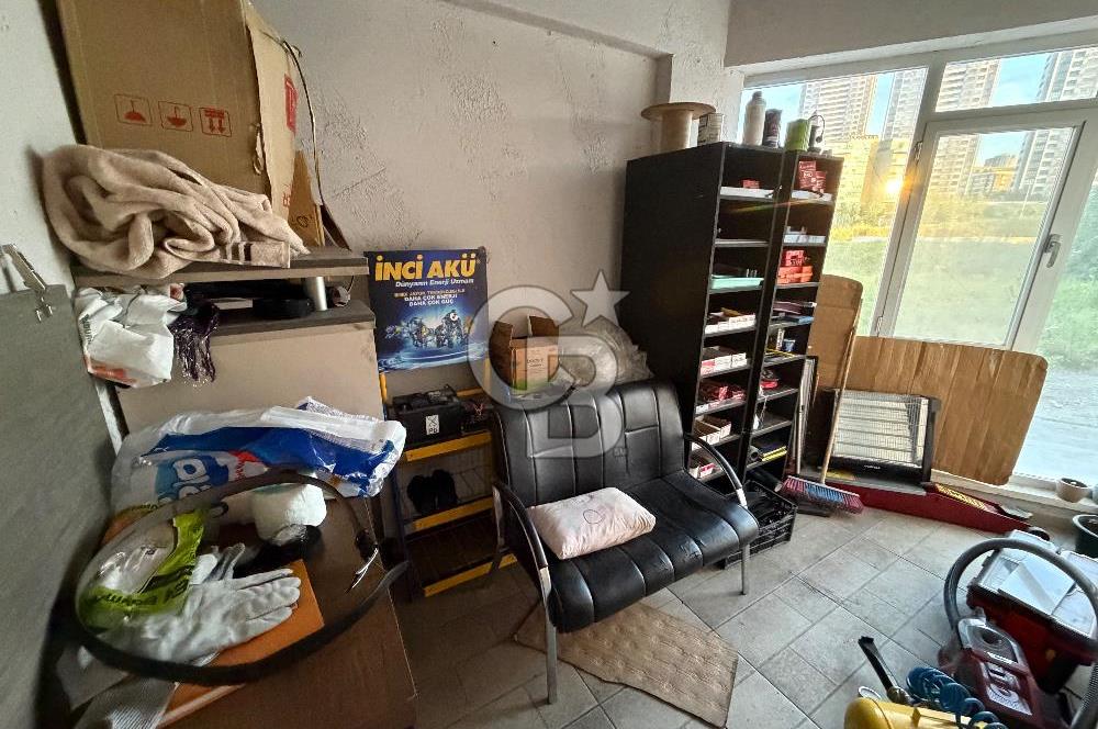 ALACAATLI'DA DEVREN KİRALIK LASTİK & SERVİS