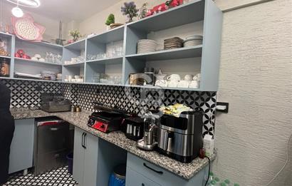 KADIKÖY CAFERAĞADA DEVREN KİRALIK HAZIR KURULU KAFE