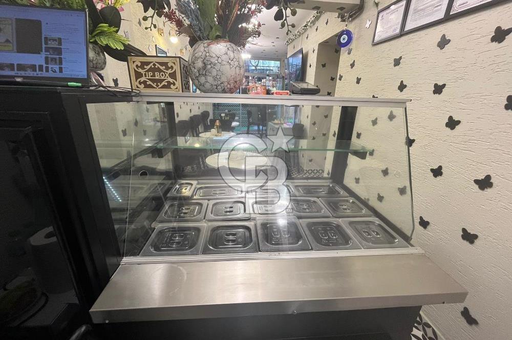 KADIKÖY CAFERAĞADA DEVREN KİRALIK HAZIR KURULU KAFE