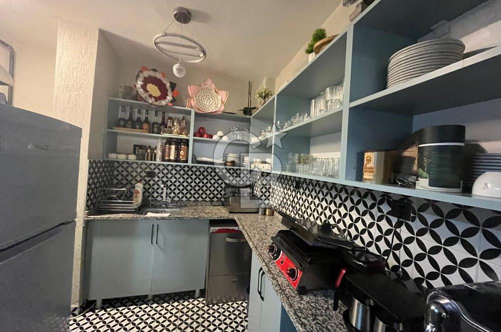 KADIKÖY CAFERAĞADA DEVREN KİRALIK HAZIR KURULU KAFE