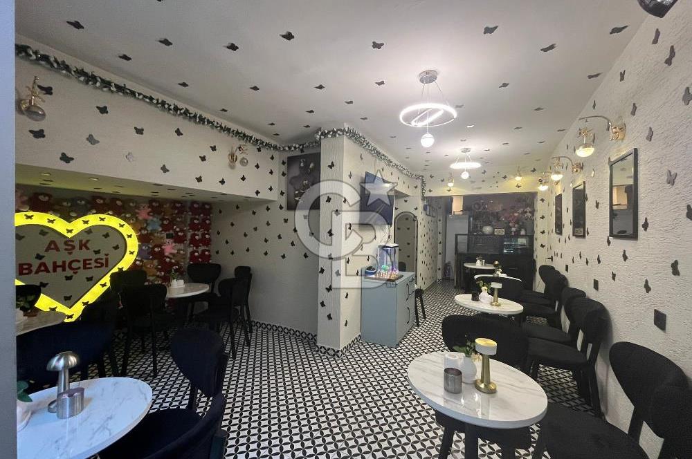 KADIKÖY CAFERAĞADA DEVREN KİRALIK HAZIR KURULU KAFE
