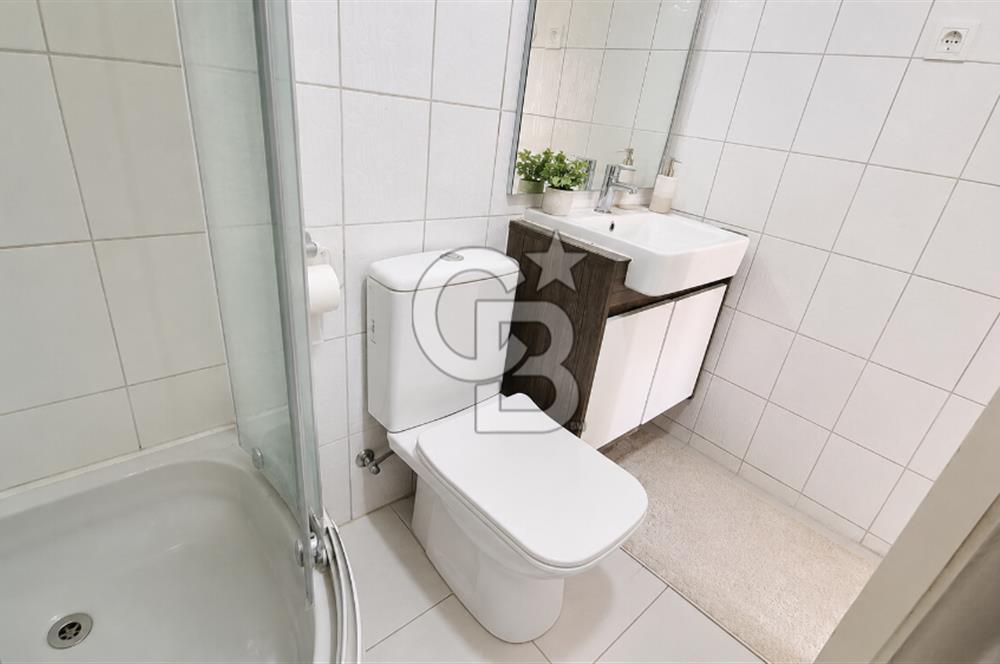 KARŞIYAKA TERSANE YALI BULVARI'NDA DENİZ MANZARALI 3+1 SATILIK DAİRE