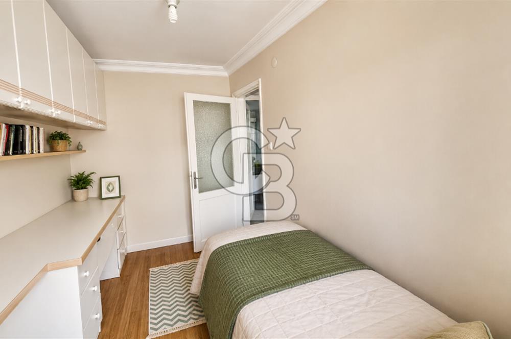 KARŞIYAKA TERSANE YALI BULVARI'NDA DENİZ MANZARALI 3+1 SATILIK DAİRE