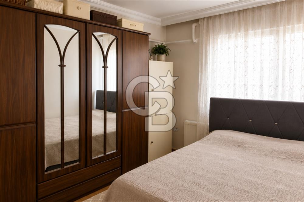 KARŞIYAKA TERSANE YALI BULVARI'NDA DENİZ MANZARALI 3+1 SATILIK DAİRE