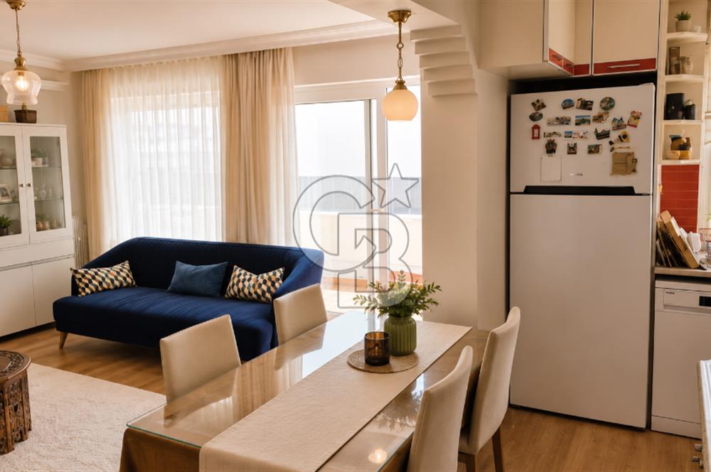 KARŞIYAKA TERSANE YALI BULVARI'NDA DENİZ MANZARALI 3+1 SATILIK DAİRE