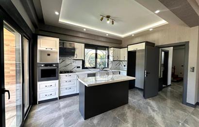 GÜRE'DE MUSTAKİL HAVUZLU 5+1 SATILIK VİLLA