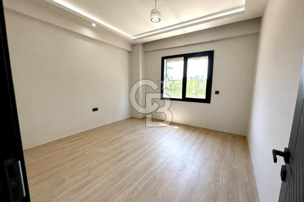 GÜRE'DE MUSTAKİL HAVUZLU 5+1 SATILIK VİLLA
