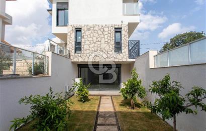 Seferihisar Ulamış Mah. Müstakil Havuzlu 3+2 Lüks Villa