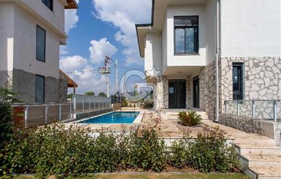 Seferihisar Ulamış Mah. Müstakil Havuzlu 3+2 Lüks Villa