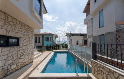 Seferihisar Ulamış Mah. Müstakil Havuzlu 3+2 Lüks Villa