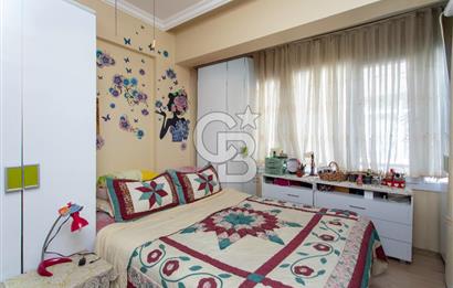 Yenifoça Narezen'de Satılık 2+1 Bahçe Katı Daire