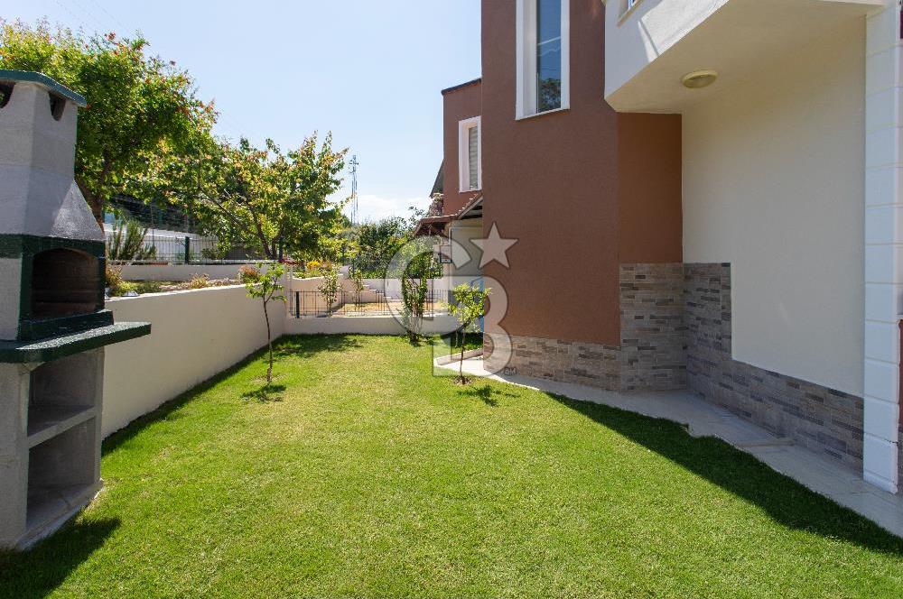 Yenifoça Petra Koyunda Satılık 3+1 Müstakil Dubleks Villa