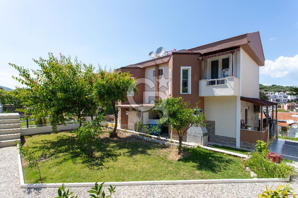 Yenifoça Petra Koyunda Satılık 3+1 Müstakil Dubleks Villa