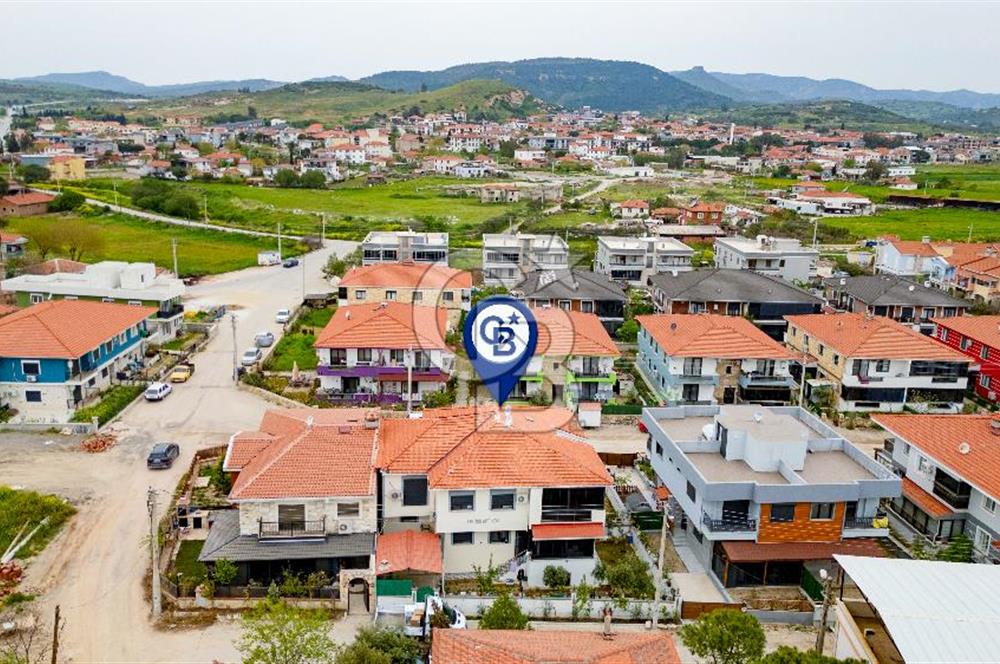 Foça Hacıveli Mah. Merkezi Konumda Satılık Bahçeli 2+1 Daire