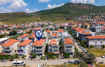 Yenifoça Narezen'de Satılık 2+1 Bahçe Katı Daire