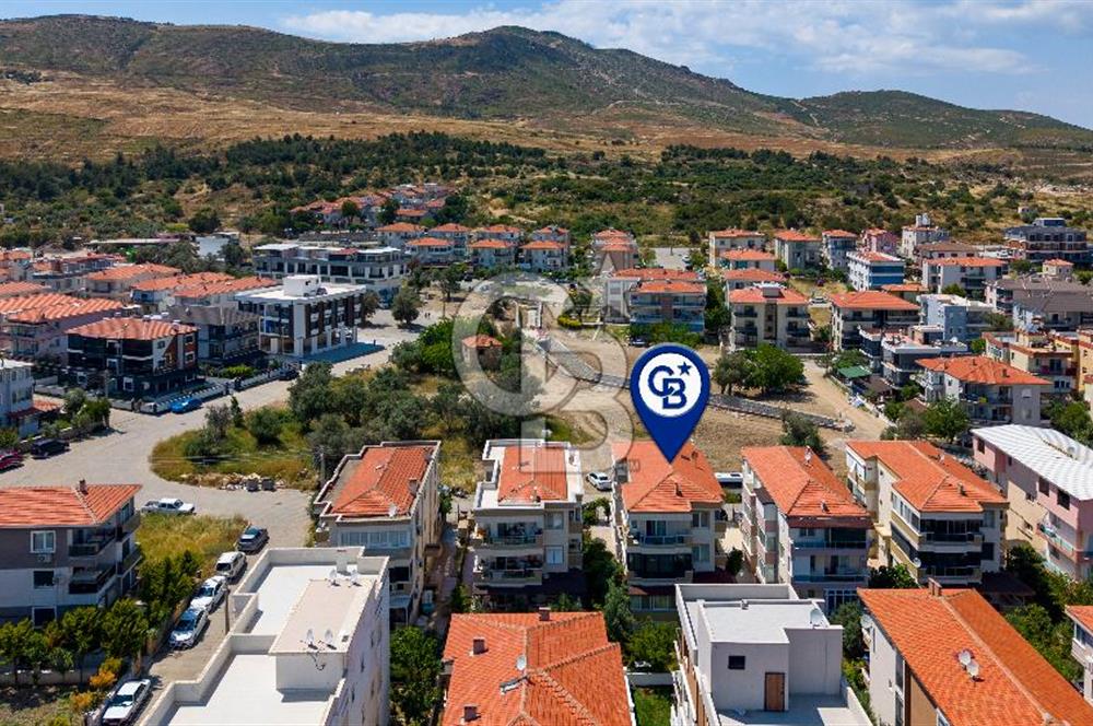 Yenifoça Narezen'de Satılık 2+1 Bahçe Katı Daire