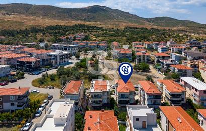 Yenifoça Narezen'de Satılık 2+1 Bahçe Katı Daire