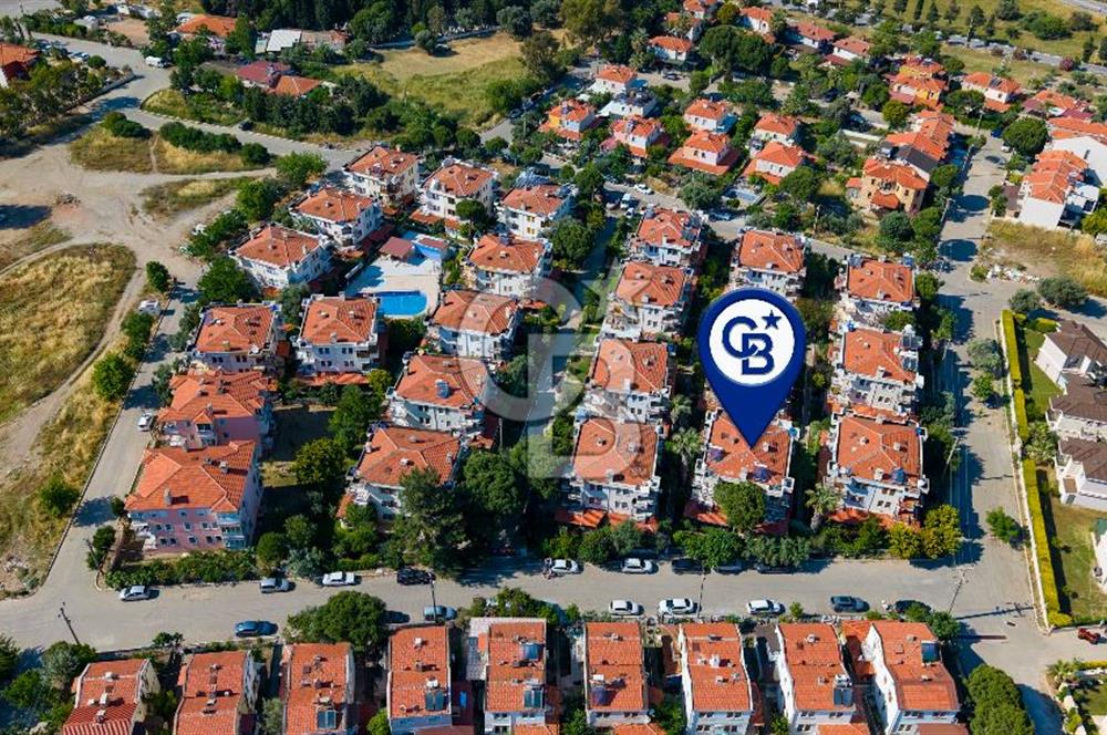  Foça Ata Özgür Sitesinde Satılık 3+1 Villa