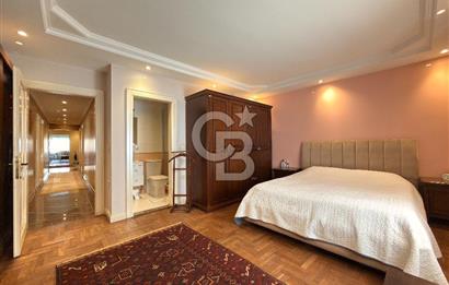 Florya Basınköy'de Bakımlı Geniş 240m2 4+1 Satılık Daire