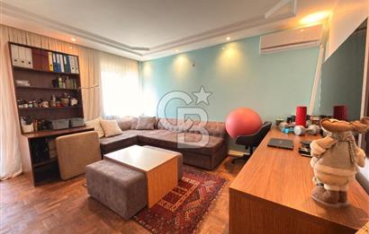 Florya Basınköy'de Bakımlı Geniş 240m2 4+1 Satılık Daire