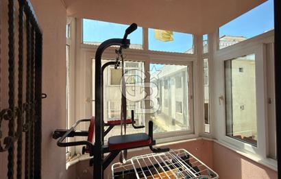 Florya Basınköy'de Bakımlı Geniş 240m2 4+1 Satılık Daire