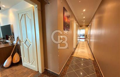 Florya Basınköy'de Bakımlı Geniş 240m2 4+1 Satılık Daire