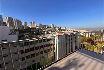 NARCİTY E BLOKTA BALKONLU DENİZ MANZARALI GENİŞ TİP KİRALIK 1+1 DAİRE - 1 - 351117