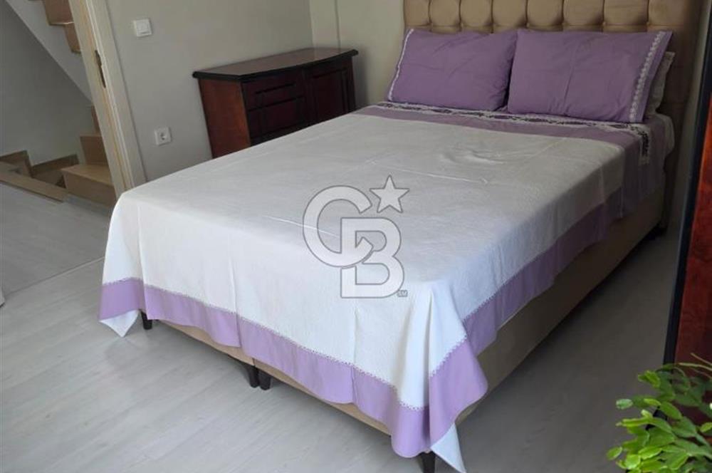 Yenifoça M.K.Atatürk Mah. Satılık 3+1 Dubleks Villa