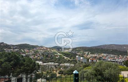 Yenifoça M.K.Atatürk Mah. Satılık 3+1 Dubleks Villa