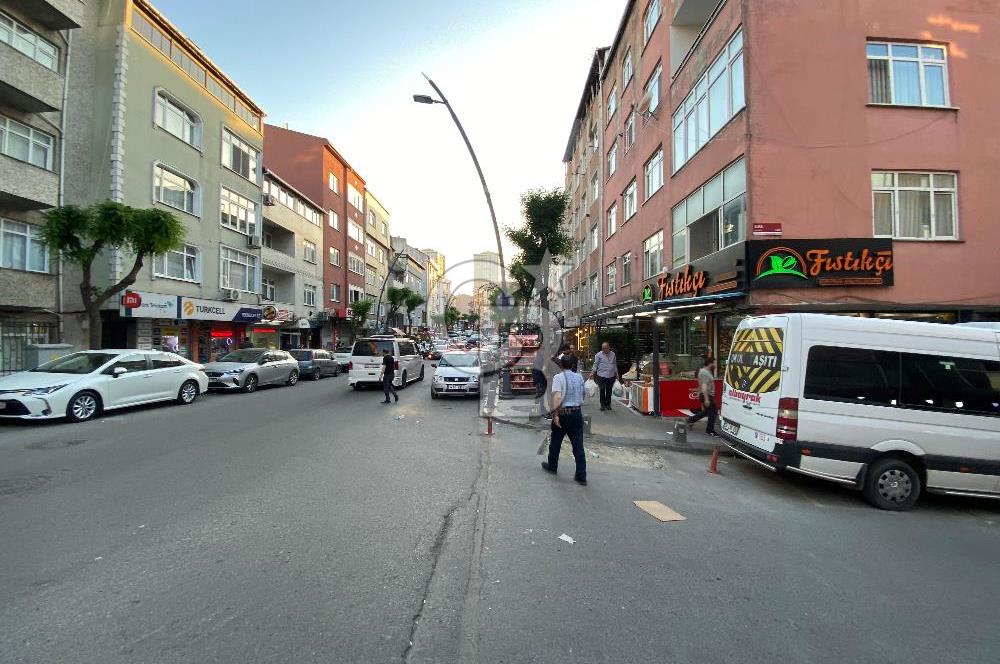 KİRALIK KÖŞE BAŞI VİTRİNİ GÖZDE OLAN DÜKKAN SİZİ BEKLİYOR