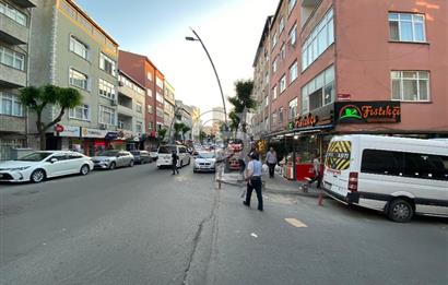 KİRALIK KÖŞE BAŞI VİTRİNİ GÖZDE OLAN DÜKKAN SİZİ BEKLİYOR