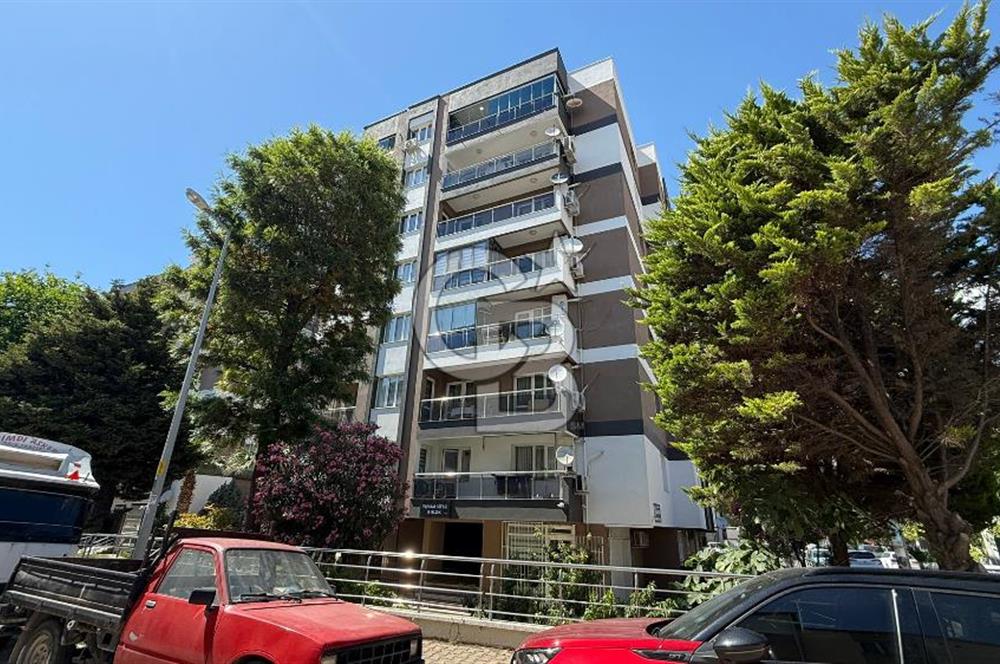 Bayraklı Manavkuyu'da Satılık Geniş 3+1 Daire