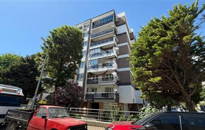 Bayraklı Manavkuyu'da Satılık Geniş 3+1 Daire