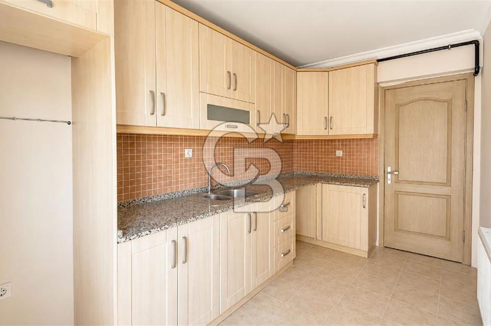 Bayraklı Manavkuyu'da Satılık Geniş 3+1 Daire