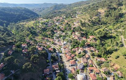 Burhaniye Sübeylidere’de Köy İçinde Yol Cepheli Kullanım Alanı