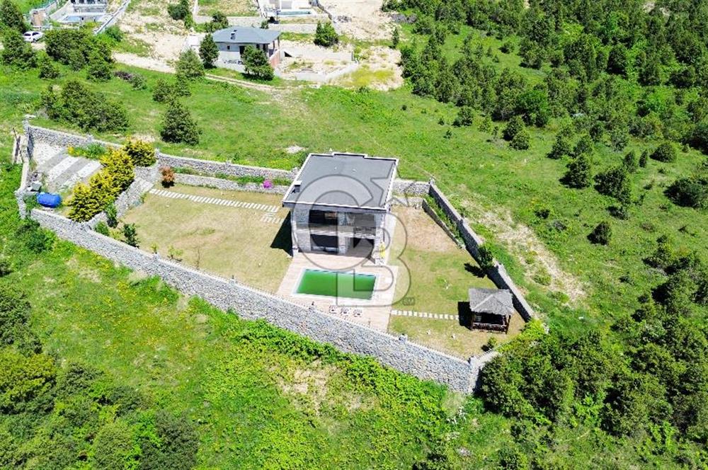 ŞİLE AĞVA BUCAKLI'DA DOĞA İLE İÇ İÇE HAVUZLU LÜKS MÜSTAKİL VİLLA