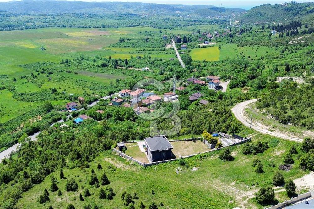 ŞİLE AĞVA BUCAKLI'DA DOĞA İLE İÇ İÇE HAVUZLU LÜKS MÜSTAKİL VİLLA
