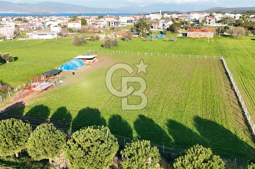 URLA TORASAN İÇMELER YOLUNA 55 METRE CEPHELİ SATILIK TARLA