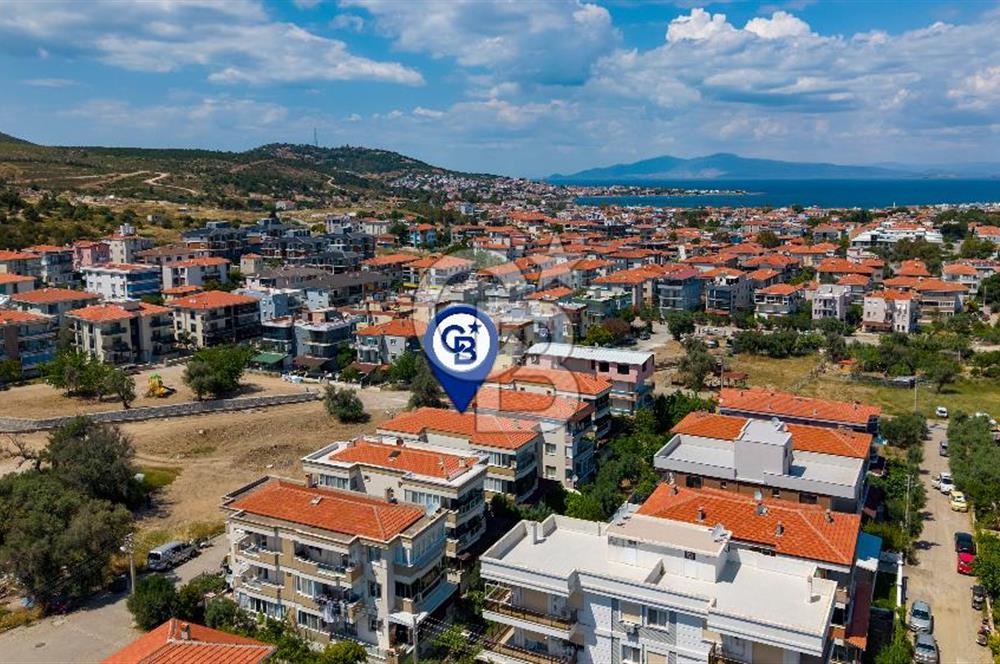 Yenifoça Narezen'de Satılık 2+1 Bahçe Katı Daire