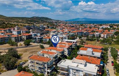 Yenifoça Narezen'de Satılık 2+1 Bahçe Katı Daire