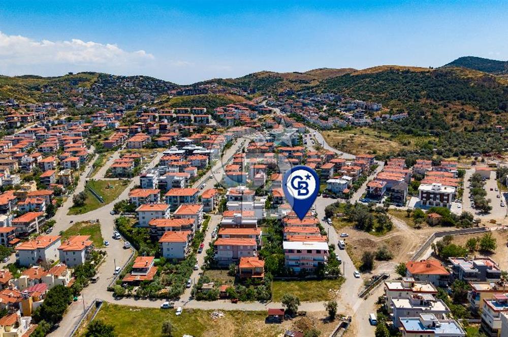 Yenifoça Narezen'de Satılık 2+1 Bahçe Katı Daire