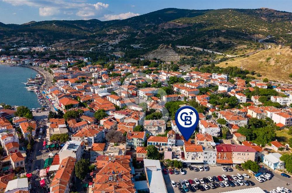 Eski Foça Fevzi Paşa Mahallesinde Satılık Taş Ev