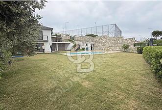 ÇEŞME DE KİRALIK HAVUZLU MÜSTAKİL EŞYALI VİLLA - 5 - 351182