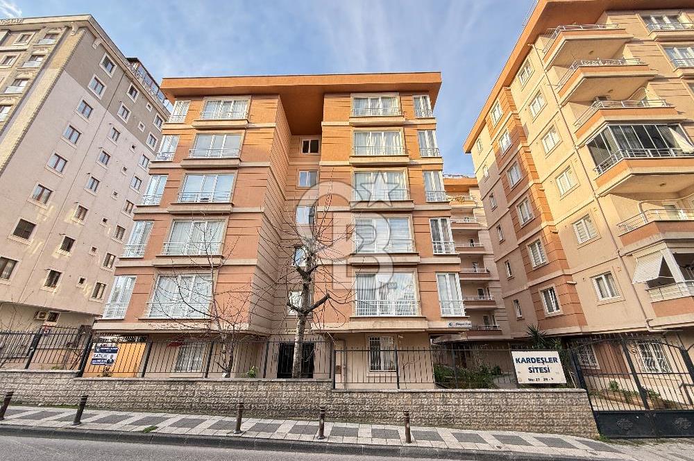 Ümraniye İnkılap Mahallesi nde Satılık 3 + 1 Daire