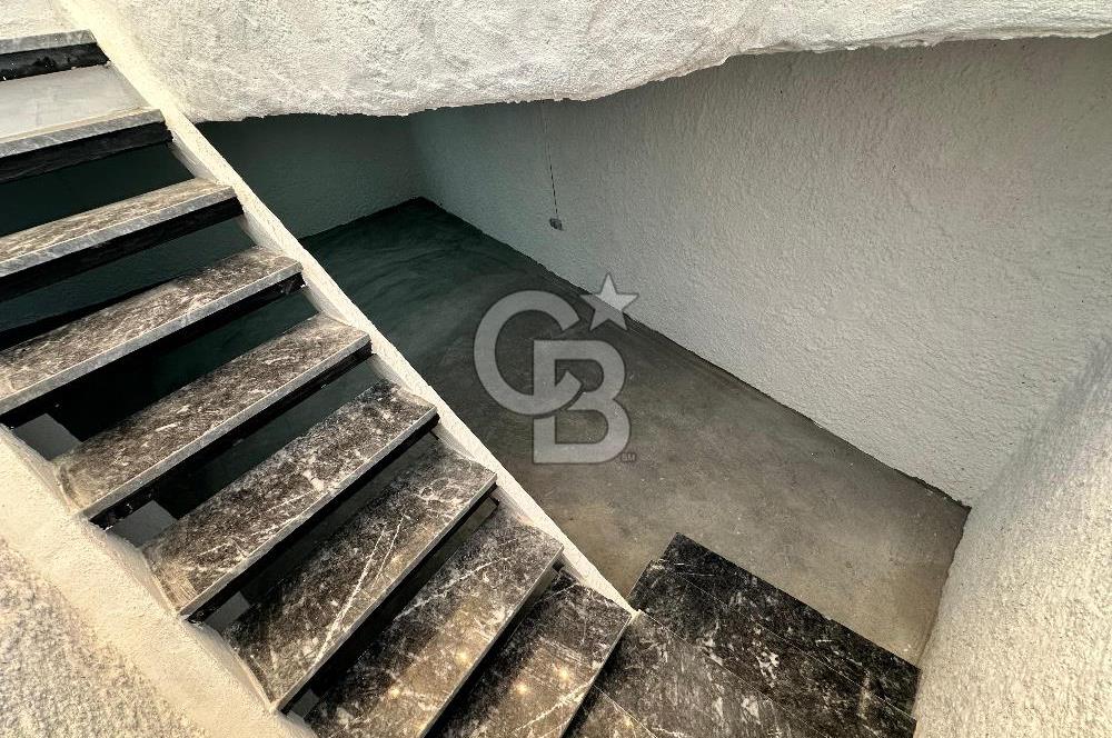ÇEŞME DALYAN MERKEZİ SATILIK PRESTİJLİ TİCARİ DÜKKAN