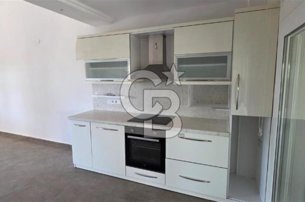 ÇEŞME DALYANDA DÖRT MEVSİM KULLANIMA UYGUN 4+1 TRİPLEKS VİLLA